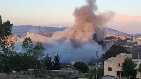 Israeli Airstrikes Target Southeastern Lebanon